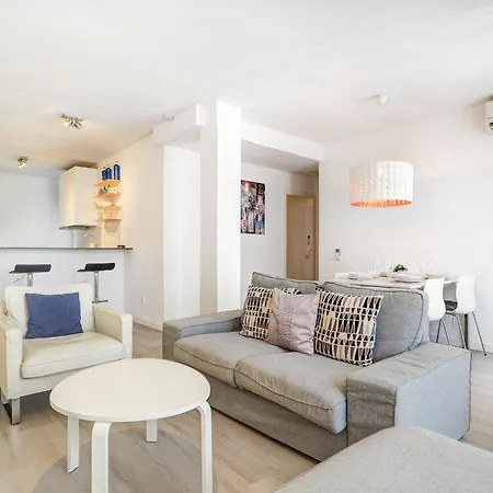 Warm Sands By Hello Homes * 锡切斯